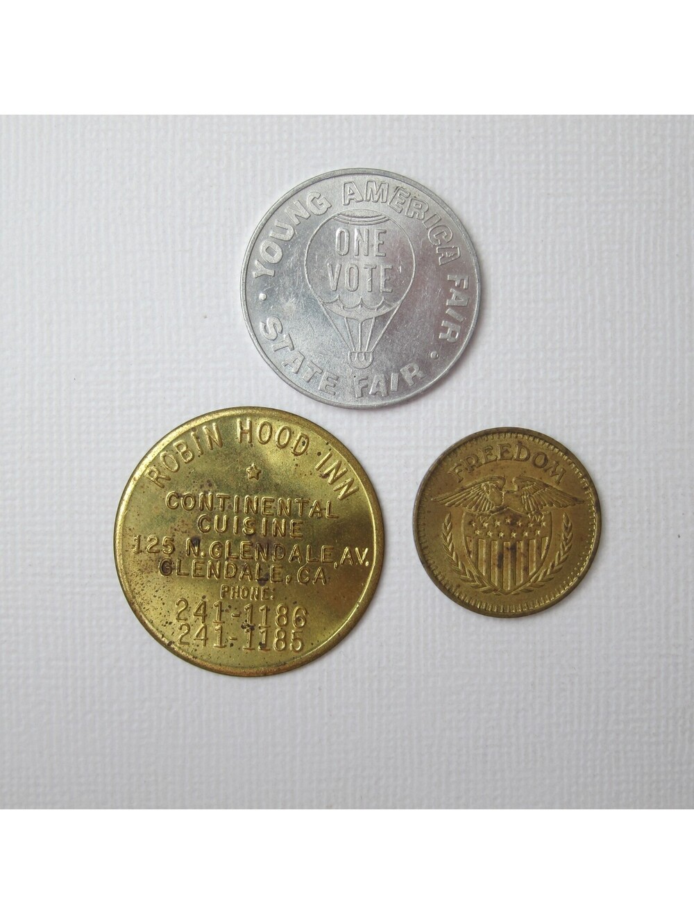 Lot 3 Tokens Young America State Fair IL Freedom Eagle Shield Robin Hood Inn CA